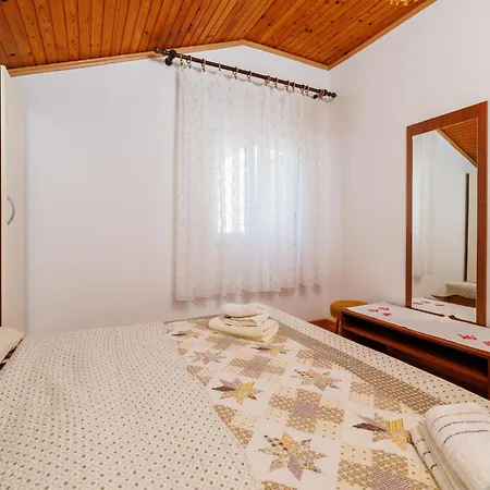 Nikolina J Apartment Supetarska Draga
