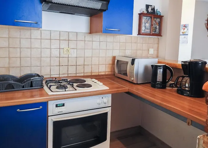 Nikolina J Apartamento *