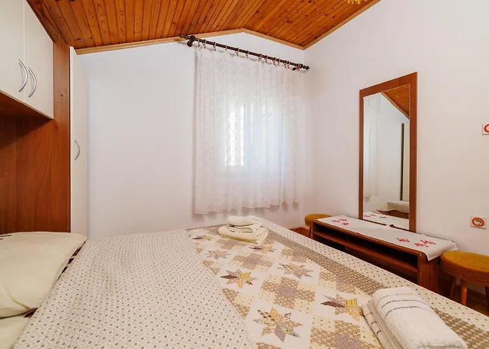 Nikolina J Apartamento Supetarska Draga